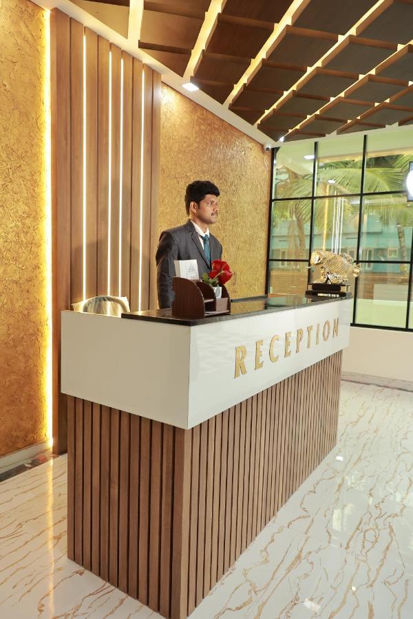 Delano Residency Hotel Kaliyal Exterior photo