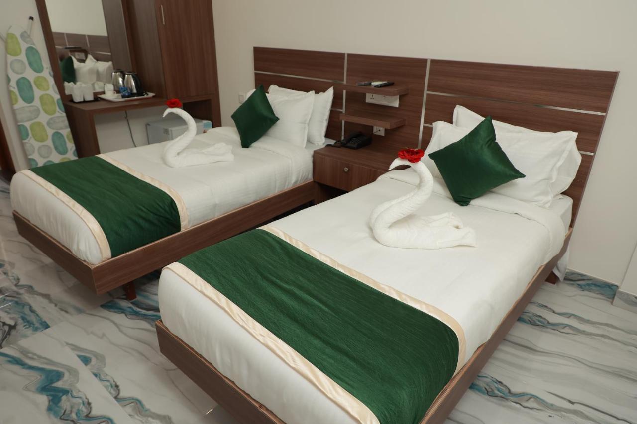 Delano Residency Hotel Kaliyal Exterior photo