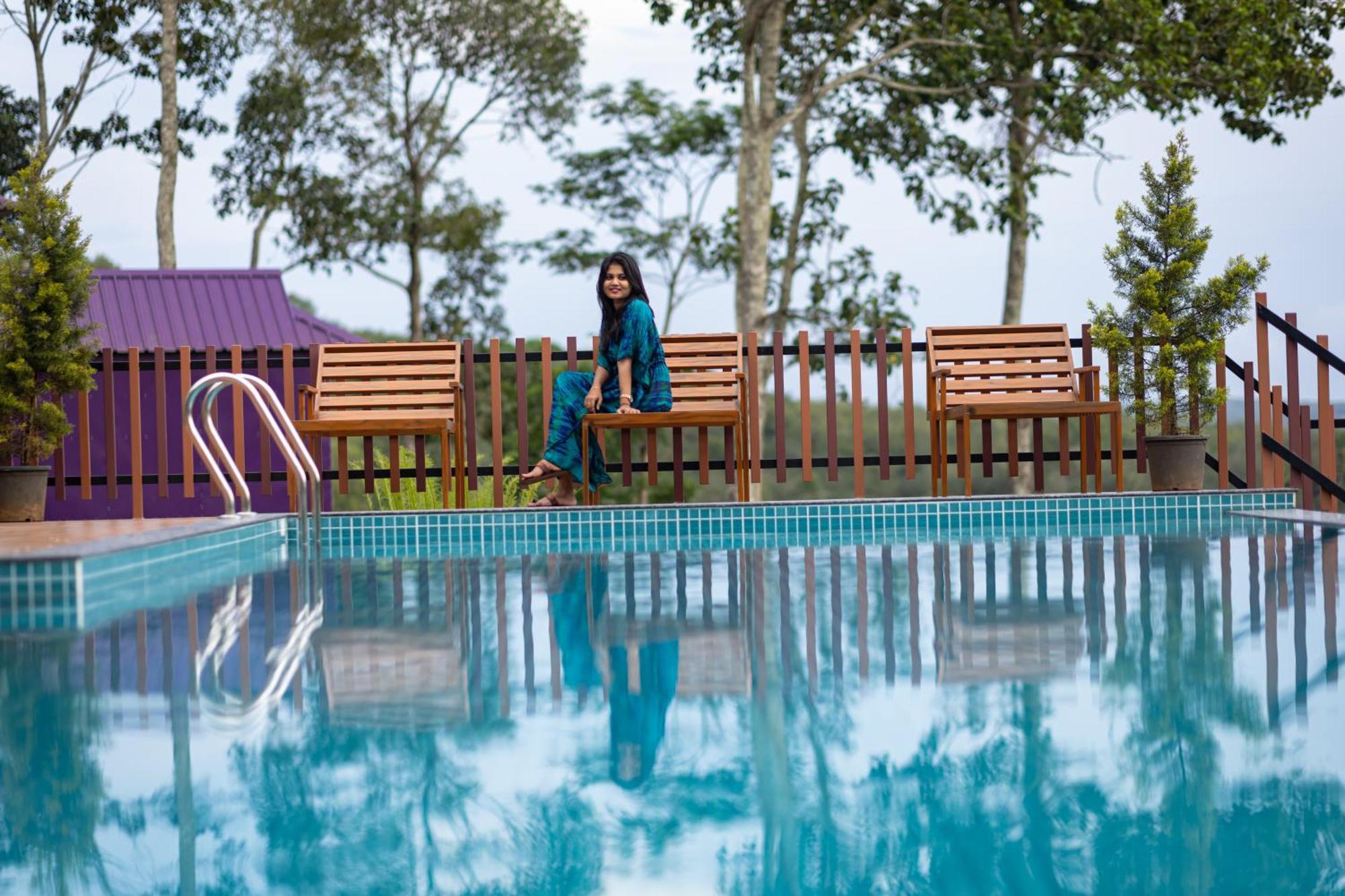 Delano Residency Hotel Kaliyal Exterior photo